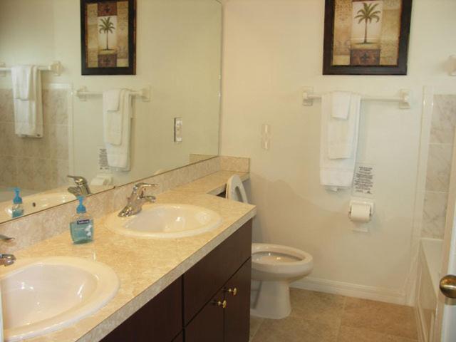 Holiday Vacation Homes Kissimmee Habitación foto